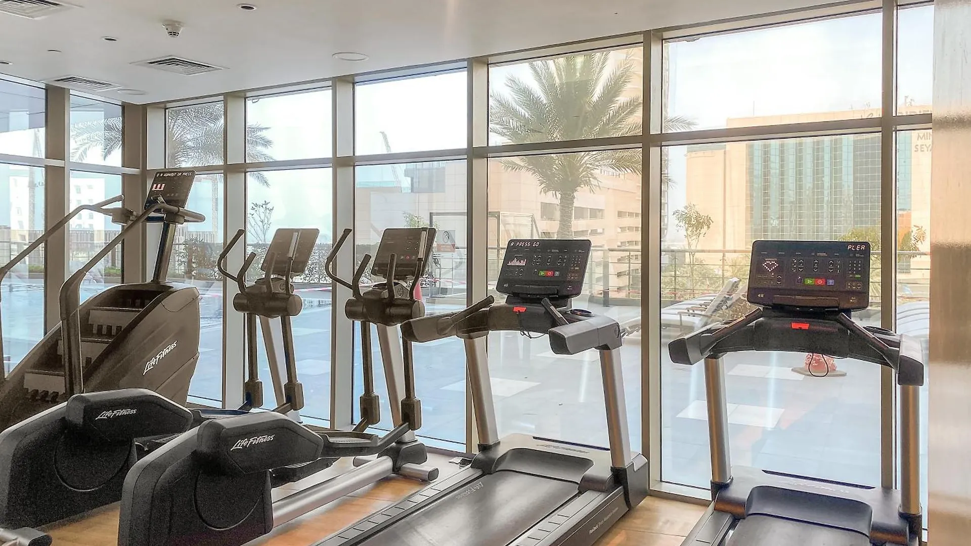 דירות דובאי Elegant 1Br In Ocean Heights